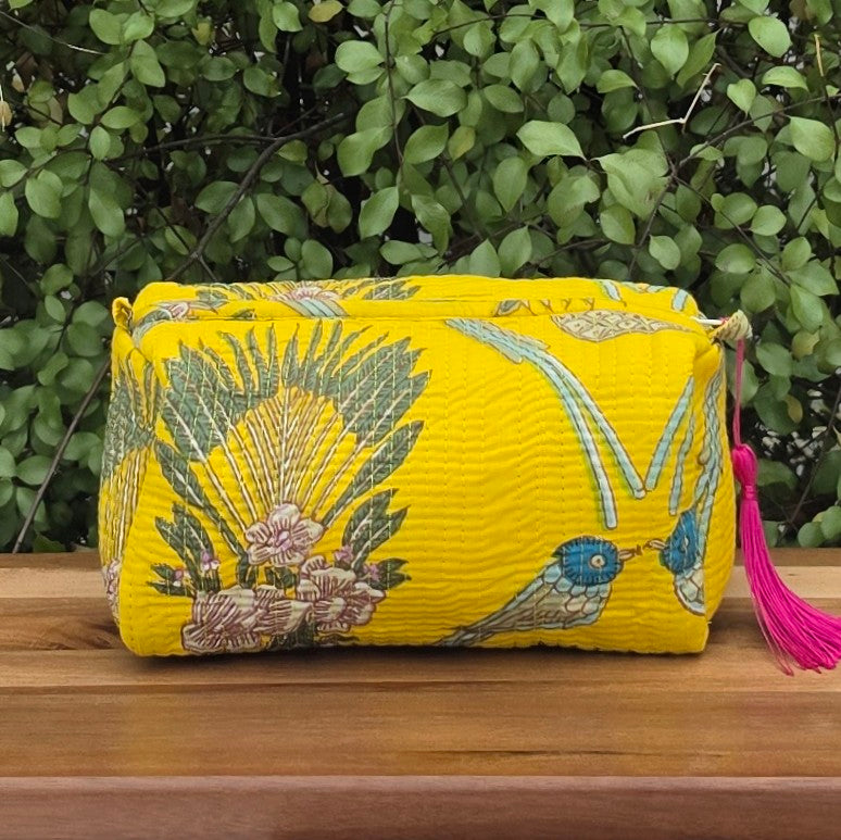 Birds in a Desert Make-up Bag