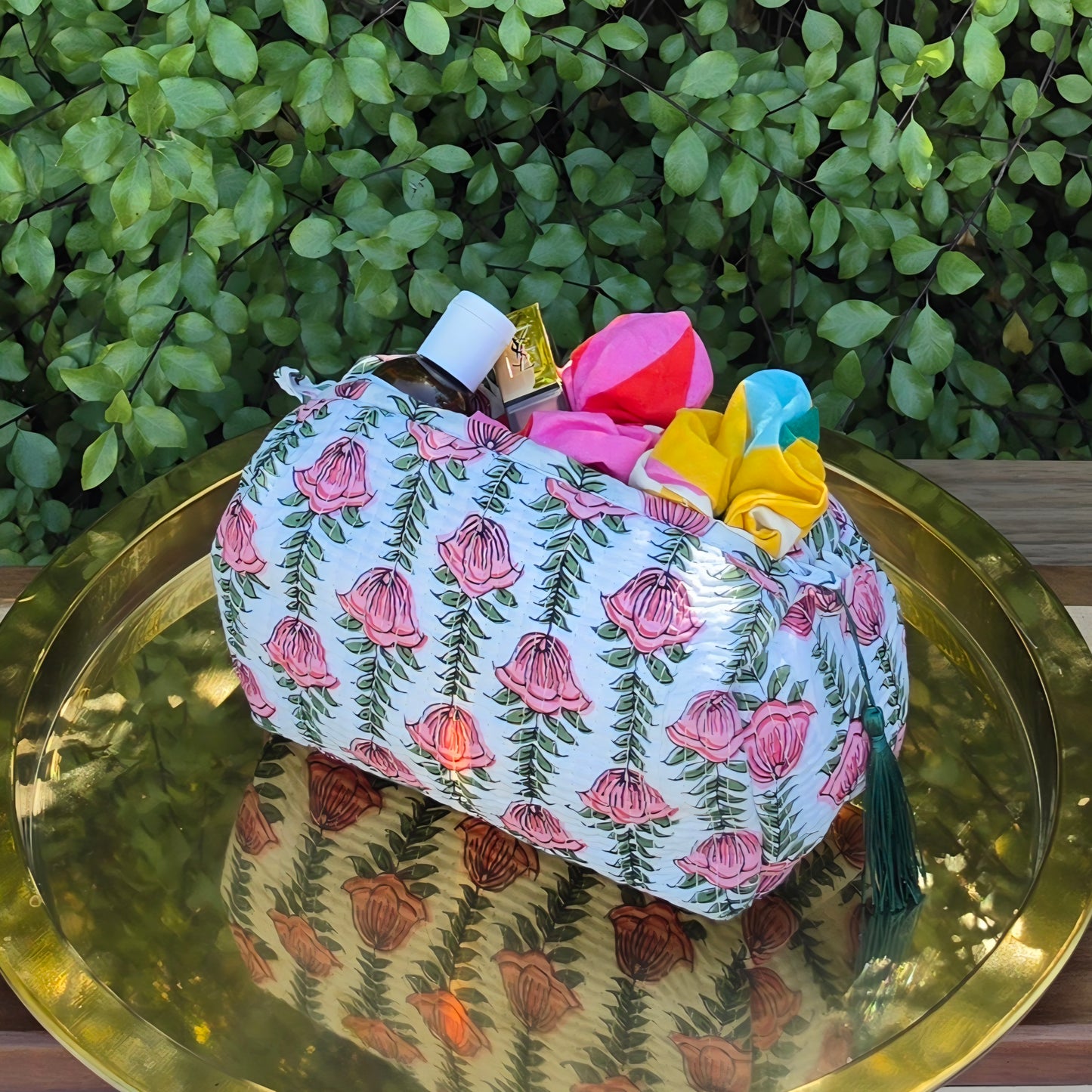 Floral Trelis Make-up Bag