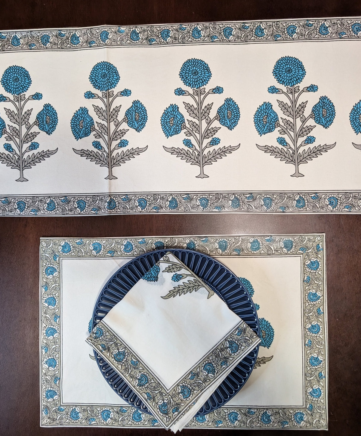 cotton table linen sets placemat napkin runner with blue and white tulip floral pattern top view