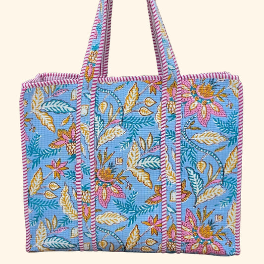 light blue floral and leaf pattern quilted cotton tote bag reversible machine washable with pockets plain image
