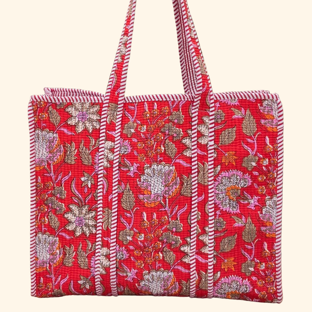 red floral quilted cotton tote bag reversible machine washable with pockets plain shot